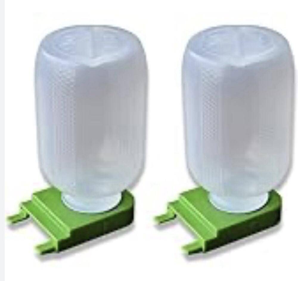 Foxhound Bee Co: Honey Bee Feeder 4 Beekeeping with Plastic Entrance Feeder